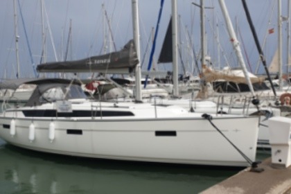 Cruiser 37
