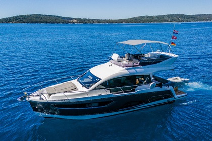 Hyra båt Motorbåt Sealine Sealine F430 Općina Kaštela