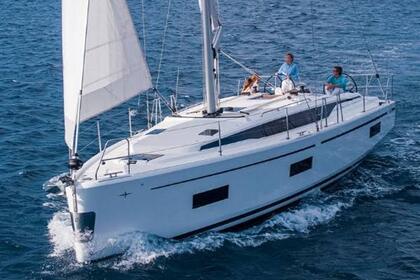 Hyra båt Segelbåt  Sun Odyssey 469 Aten