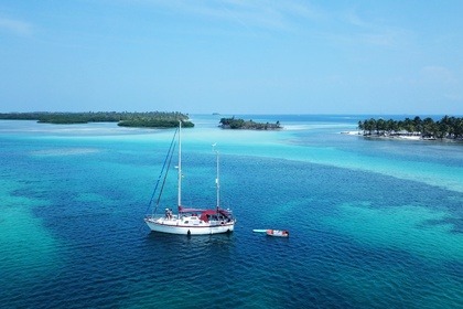 Hire Sailboat Moody 42DS San Blas Islands