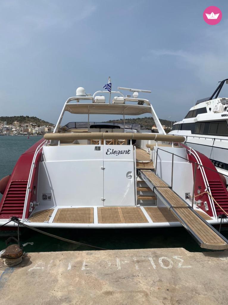 Bateau à moteur Palmer Johnson 80 2