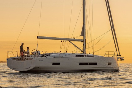 Hire Sailboat Hanse 460 Cap d'Agde