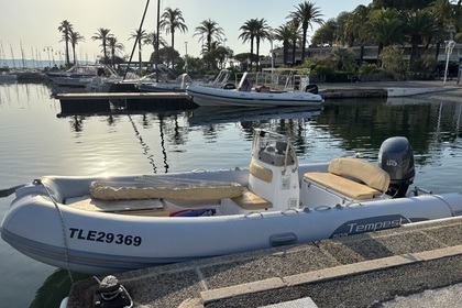 Verhuur Motorboot Capelli Tempest Cavalaire-sur-Mer