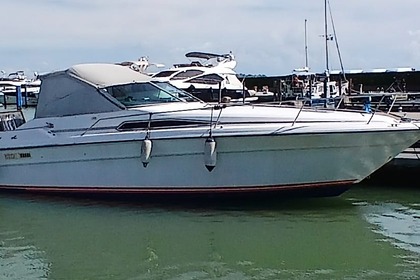 Ιδιωτική Κρουαζιέρα & Πάρτι στη Βενετία – Πολυτελής Εμπειρία Yachting