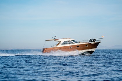 Charter Motorboat Arcoa Mystic 39 Mahón