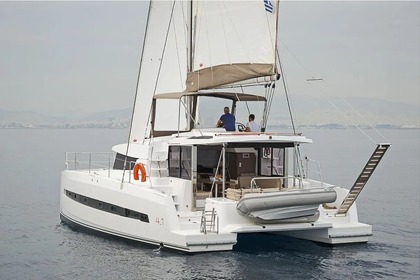 Charter Catamaran Catana Group Bali 4.1 - 4 + 2 cab. Abdera