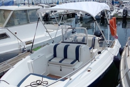 Charter Motorboat Quicksilver Open activ 505 Marseille