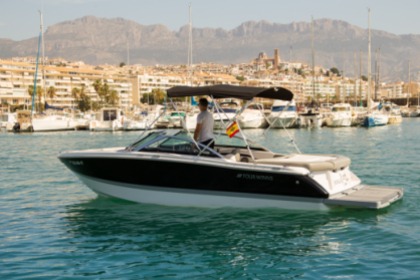 Charter Motorboat Fourwinns H 210 Altea