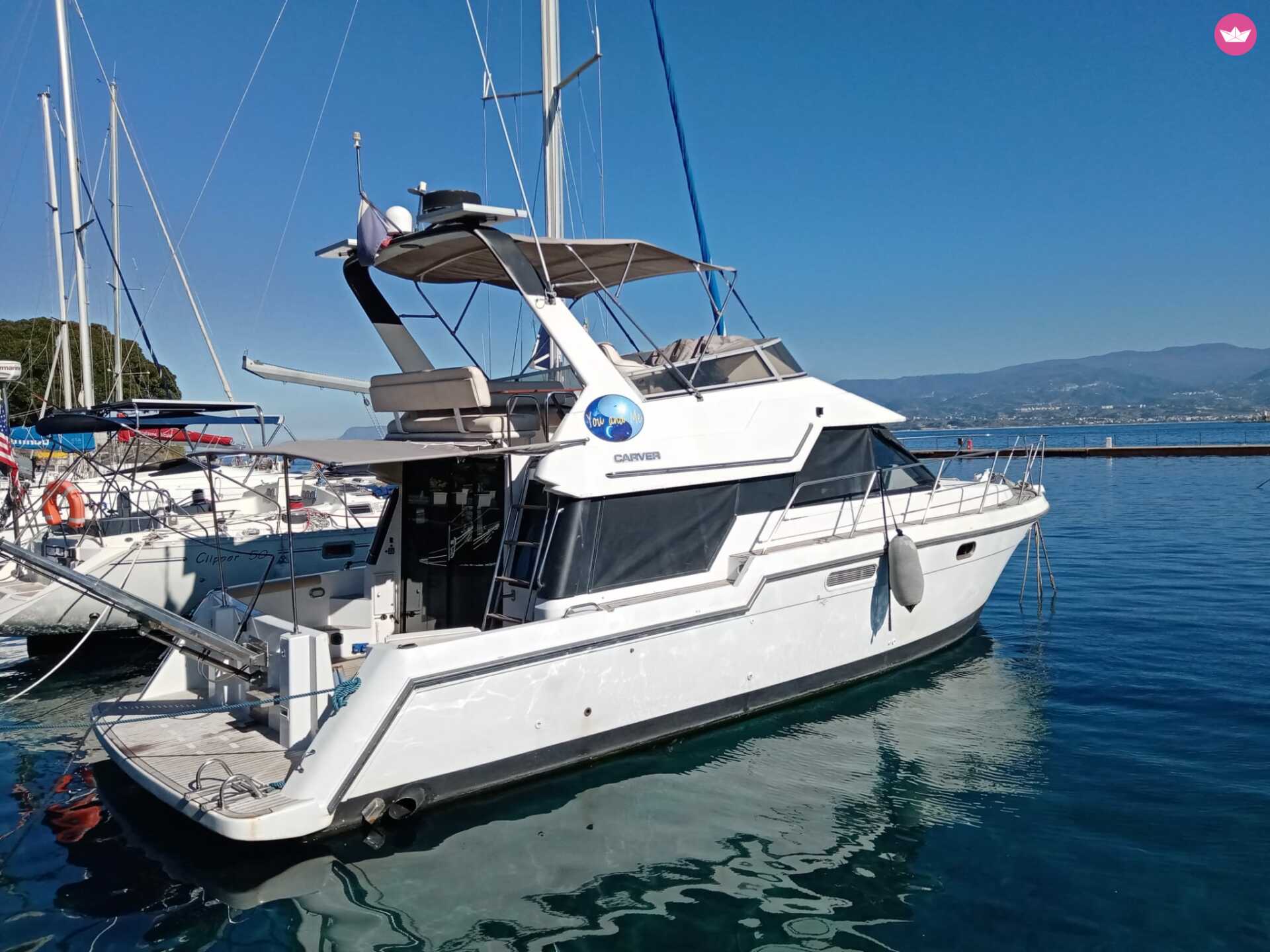 Bateau à moteur Carver 37 fly 460cv