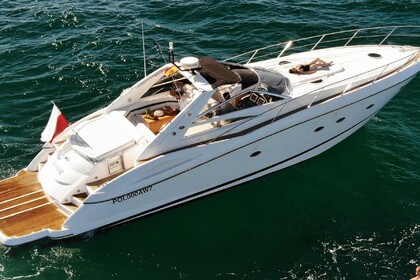 Noleggio Barca a motore Sunseeker 55 Predator Marbella