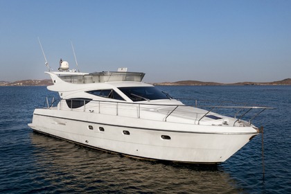 Hire Motor yacht Ferretti 48 Athens