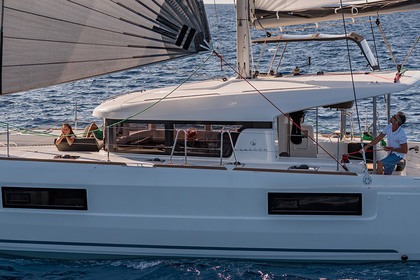 Rental Catamaran  Lagoon 40 Kaštel Gomilica