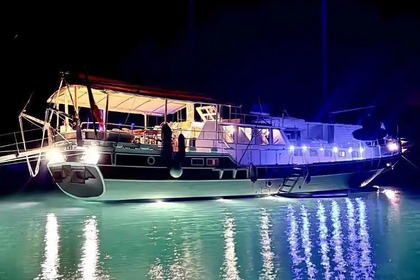 Sail in Kaş with a Spacious 19m Gulet – 12-Person Comfort