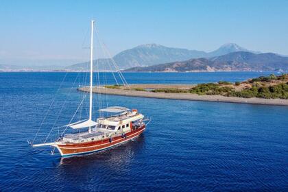 Hire Gulet Delux Gulet Efekan Sögüt