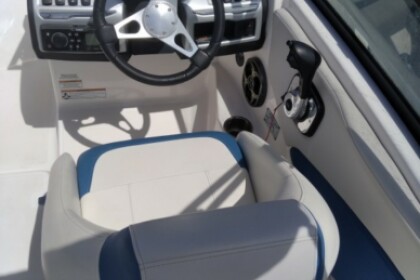 Regal  1900 Esx / 6 pax