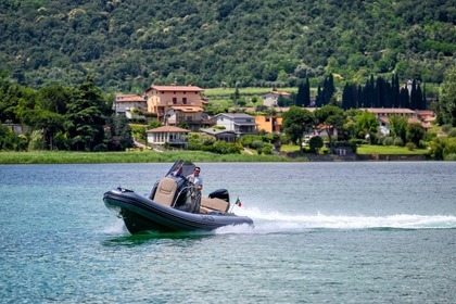 SACS Marine Strider 800