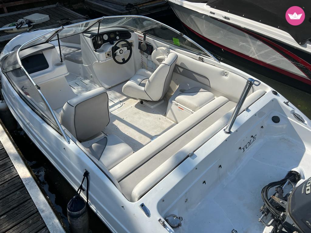 Bateau à moteur Chris Craft 17 100cv 2
