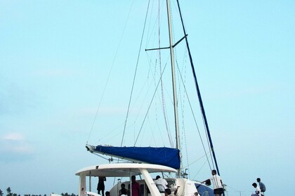 Charter Sailboat Ruby . Mirissa