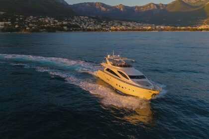 Luxury AMBER for Weekly Cruise