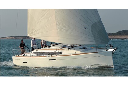 Noleggio Barca a vela  Sun Odyssey 379 Atene