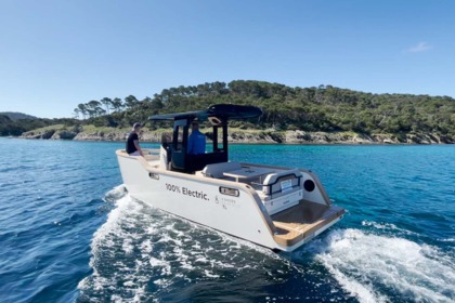 Charter Motorboat  EELEX 8000 -SILENCE Hyères