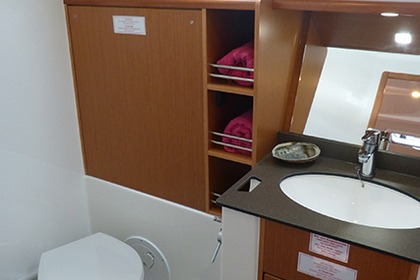 Hire Sailboat Bavaria 41 Cruiser Procida