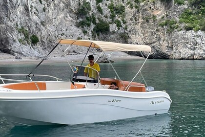Hire Motorboat Allegra Open Allegra 7mt 115hp Amalfi