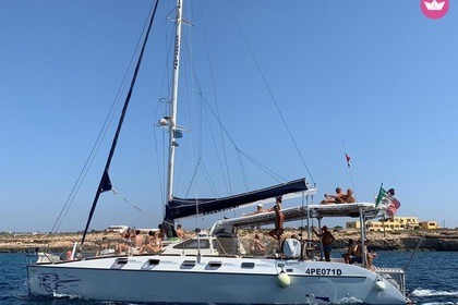 Noleggio Catamarano Jeantot Marine Privilege Lampedusa