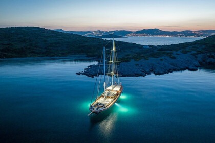 Miete Gulet MT-13  35 meters 5 cabins 2008 Bodrum