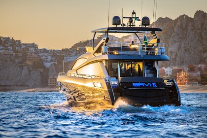 Hire Motorboat Sunseeker Yacht 80 Cabo San Lucas