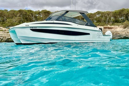 Charter Motorboat Aquila 32 Cala d'Or