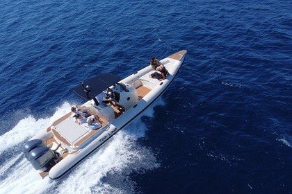Location Semi-rigide Top Line Corsair 31 Mykonos
