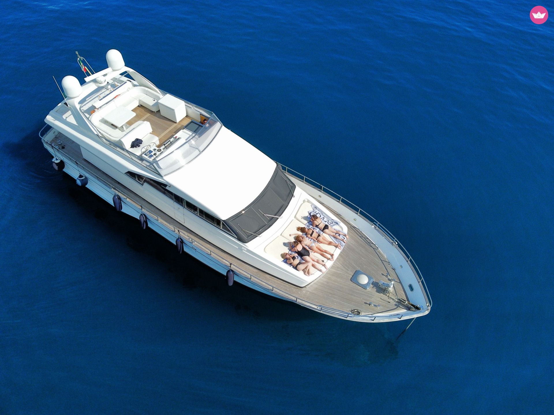 Yacht à moteur San