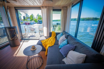 Charter Houseboat WOMA D13 Müritz