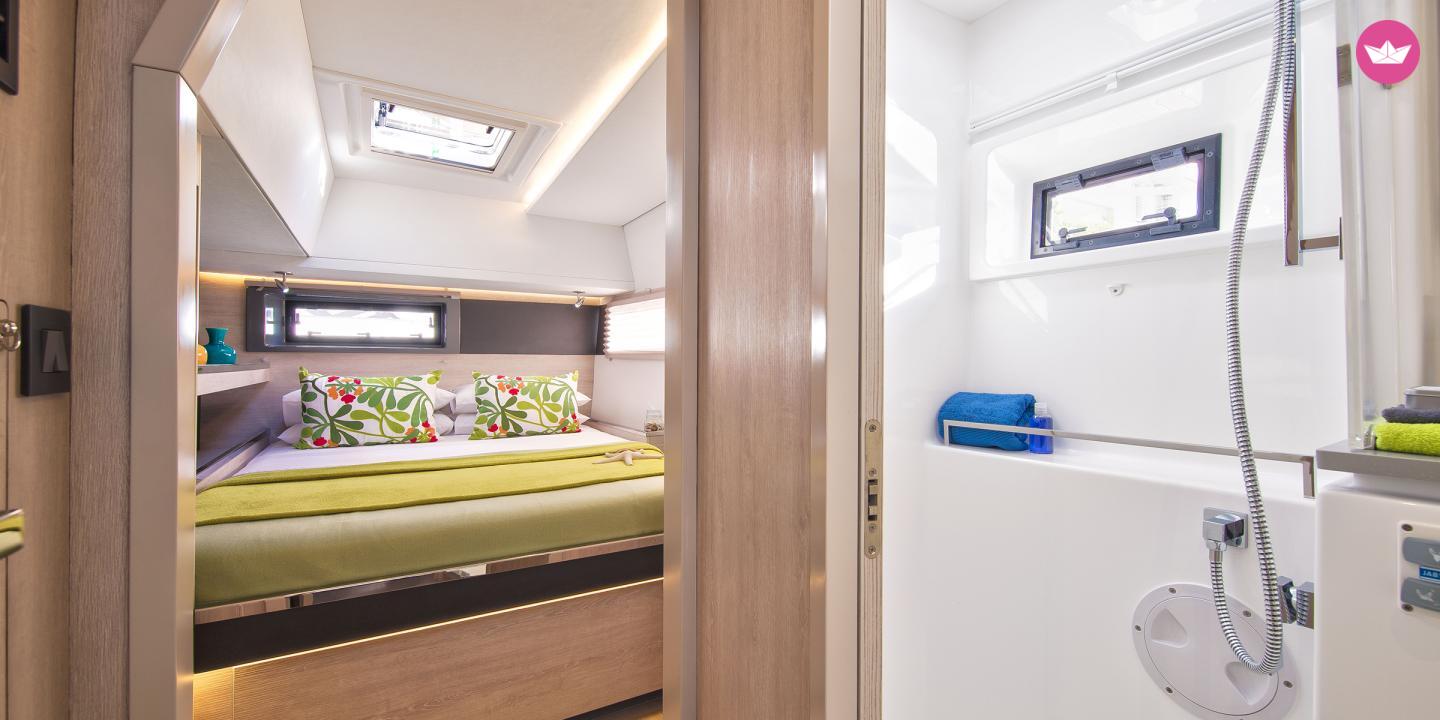 Catamaran Moorings 4500L/10 13m 6