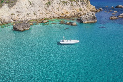 Esplora le Meraviglie di Cagliari (e Oltre) con il Salpa Soleil 20!
