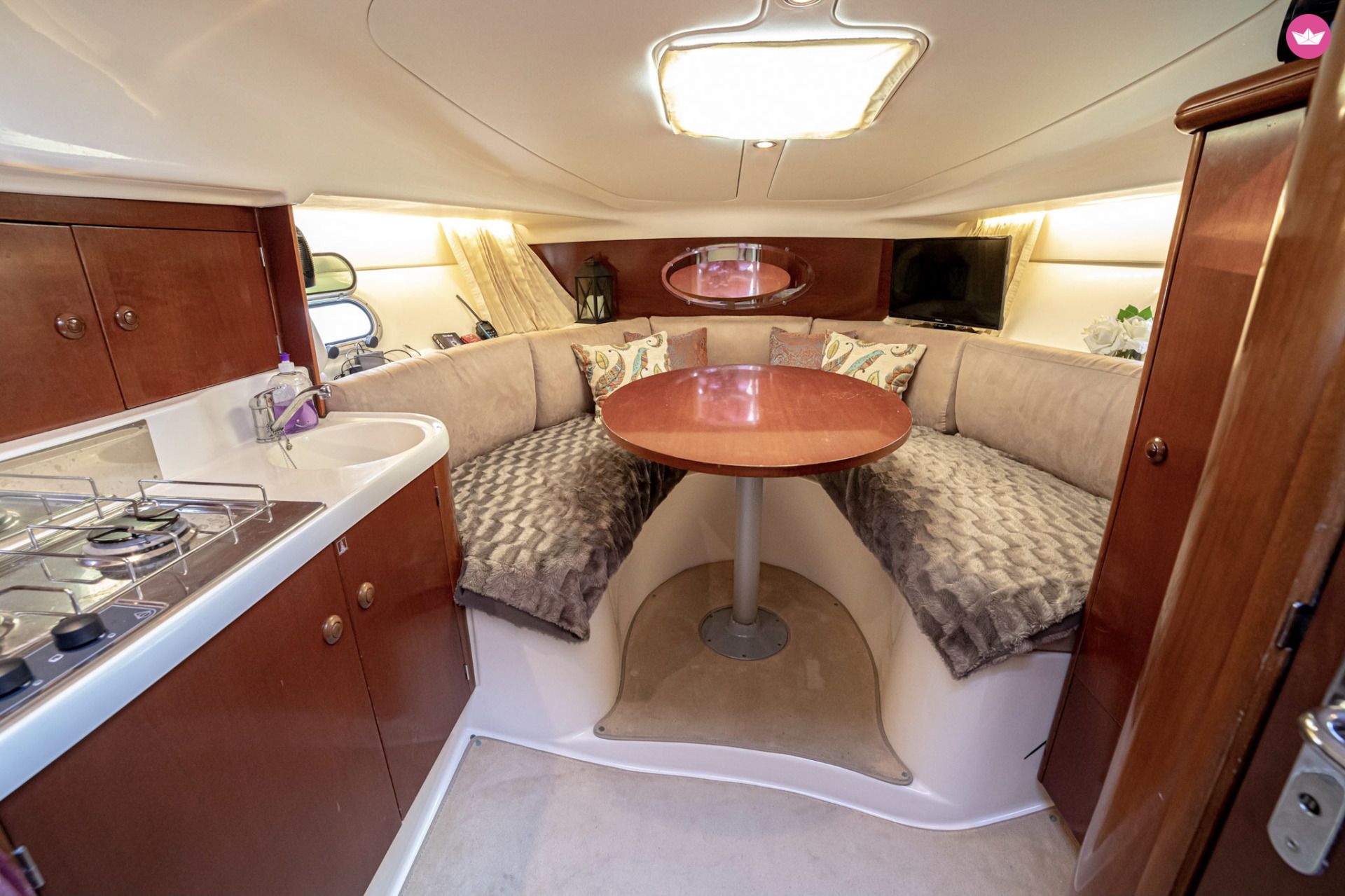 Bateau à moteur Jeanneau Leader 805 de particuliers et professionnels