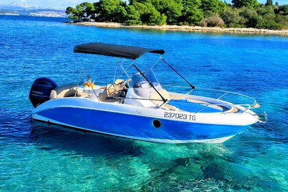 Charter Motorboat Sessa Marine Key Largo 20 Split