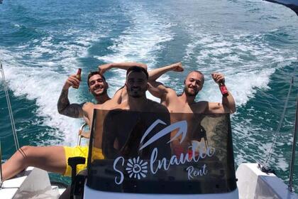 NOVO 2024!!! APROVEITE O LUXO EM UM TRIMARAN QUE NÃO PRECISA DE LICENÇA NÁUTICA