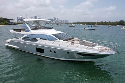 Hire Motor yacht Azimut 66 ft Miami