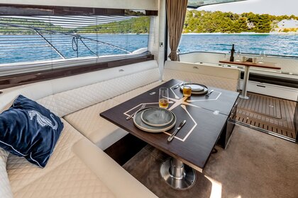 Galeon 420 Fly Amber Blue