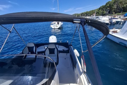 Hire Motorboat Galeon Galia 570 Mali Losinj