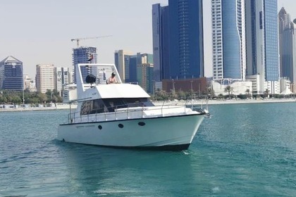 Charter Motor yacht Waseet 42 Abu Dhabi