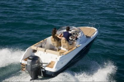 Miete Motorboot Jeanneau Cap Camarat 6.50 Open Cavalaire-sur-Mer