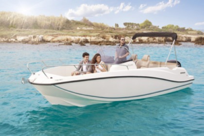 Hire Motorboat QUICKSILVER 675 Activ open Trogir