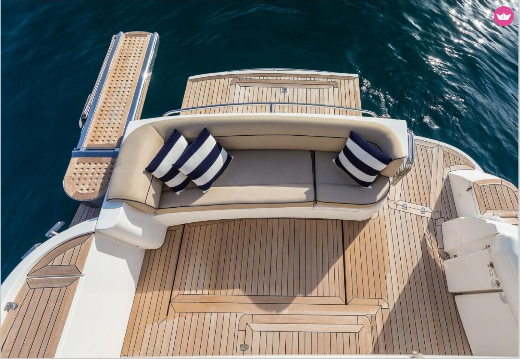 Bateau à moteur Sealine F 425 870cv 4