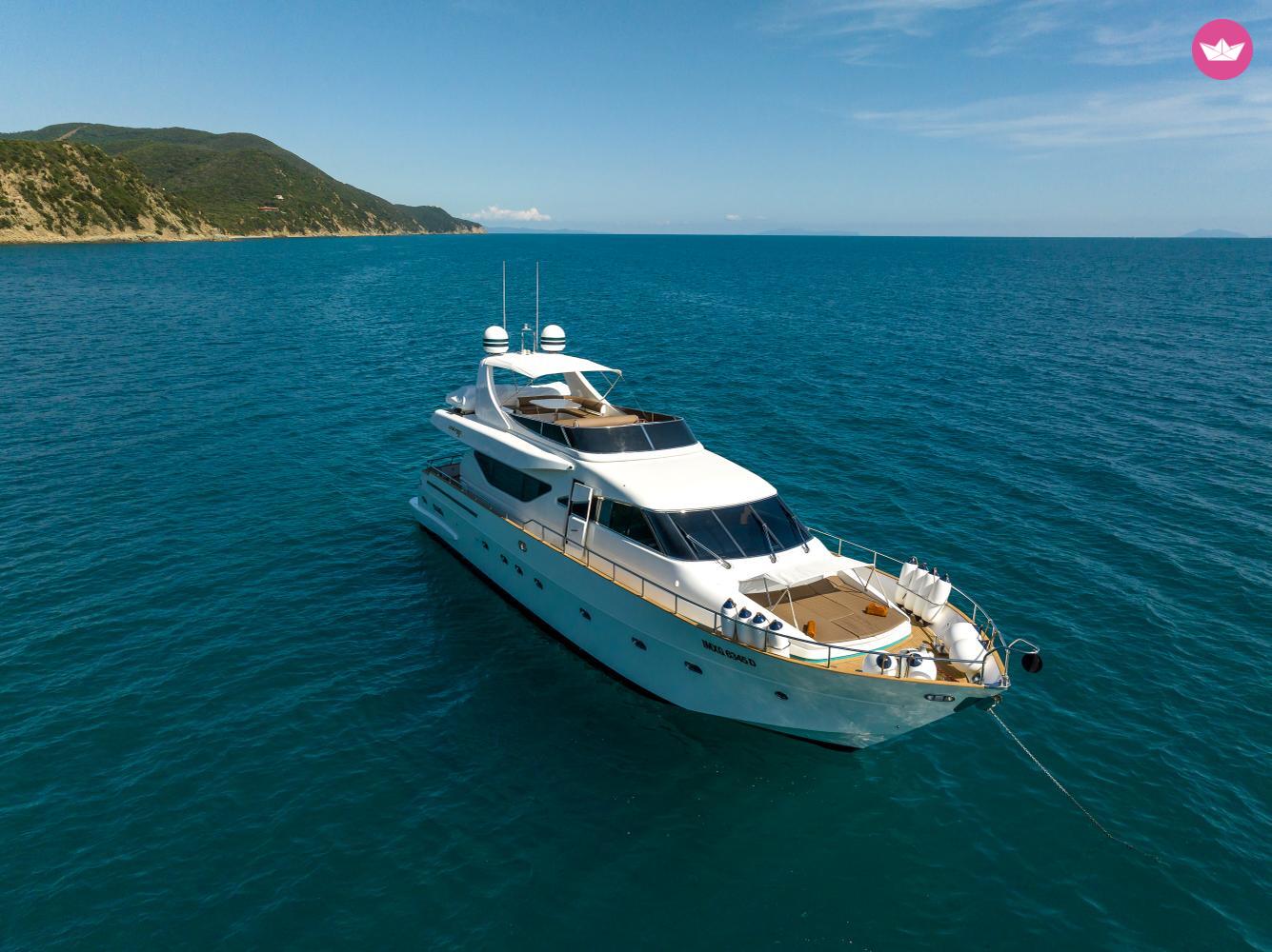 Yacht Spertini Alalunga 72 2600cv