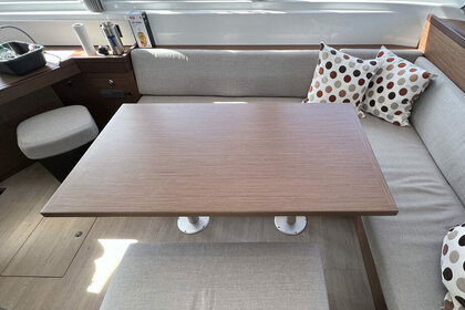 Lagoon 46 - 4 + 2 cab.