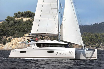 Charter Catamaran Fountaine Pajot Saba 50 MAESTRO CREW 5 CABINES Ajaccio