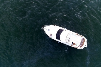 Rental Motorboat Princess V42 Baku